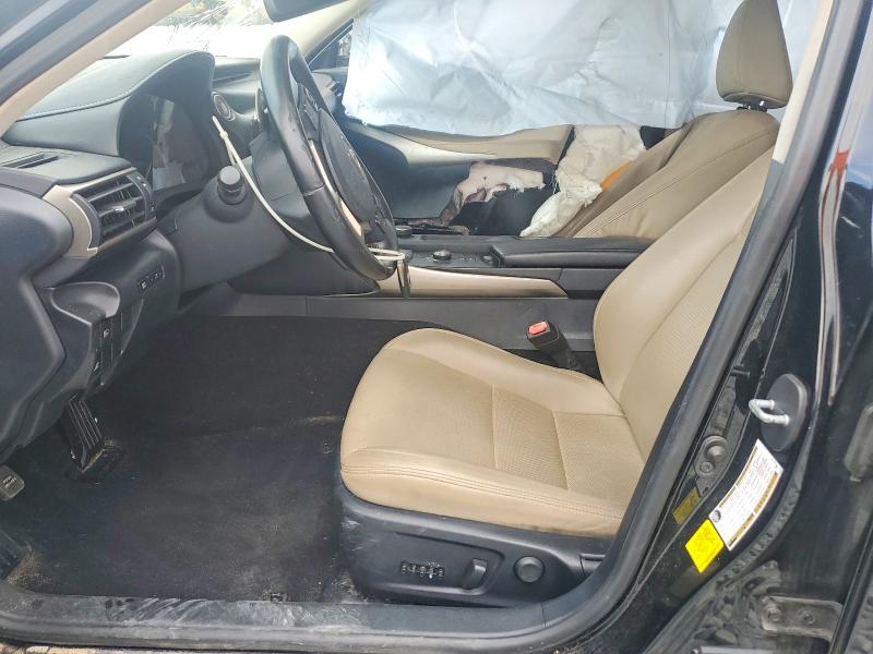 Фото 7 с аукциона – 2019 LEXUS IS с VIN JTHBA1D21K5097785