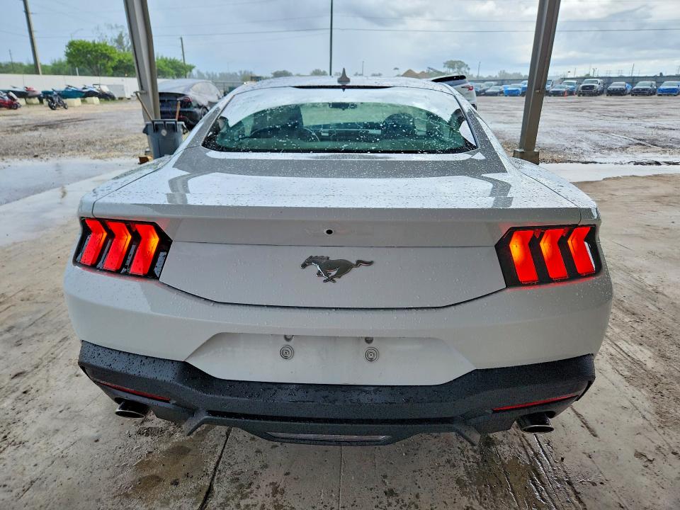 Photo 6 from auction – 2025 FORD MUSTANG with VIN 1FA6P8TH3S5101342