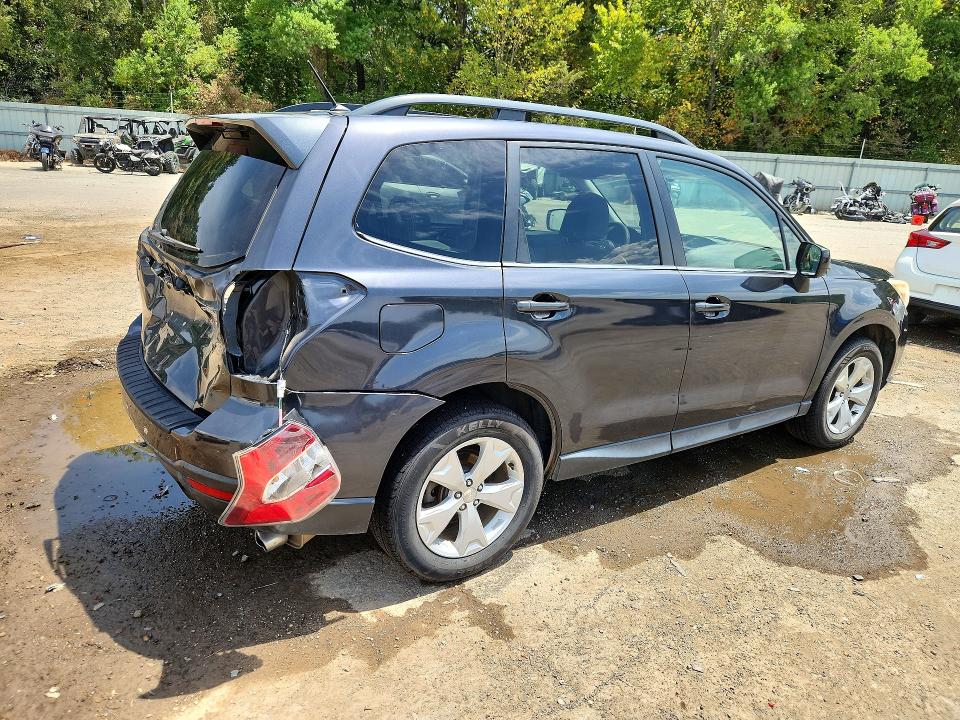 Photo 3 from auction – 2015 SUBARU FORESTER with VIN JF2SJAHC7FH521349