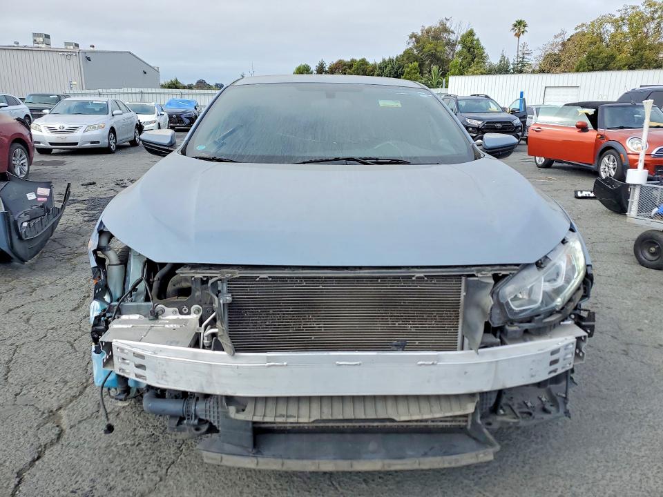 Photo 5 from auction – 2018 HONDA CIVIC with VIN SHHFK7G4XJU200925