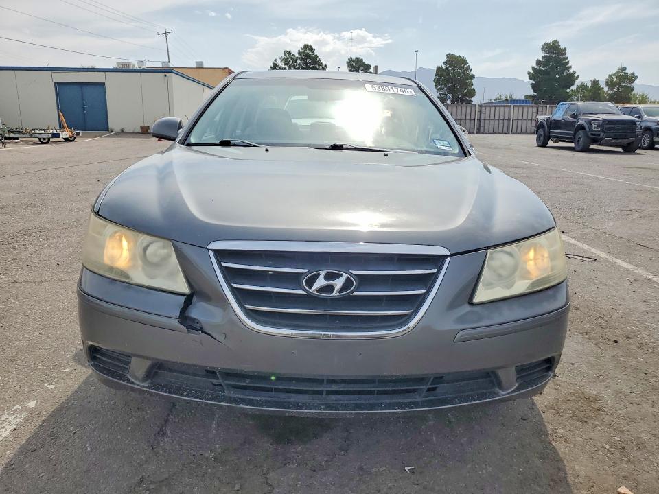 Photo 5 from auction – 2010 HYUNDAI SONATA with VIN 5NPET4AC2AH610385
