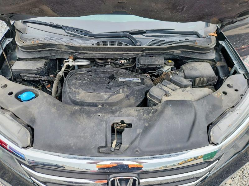 Photo 12 from auction – 2016 HONDA PILOT with VIN 5FNYF6H57GB127618