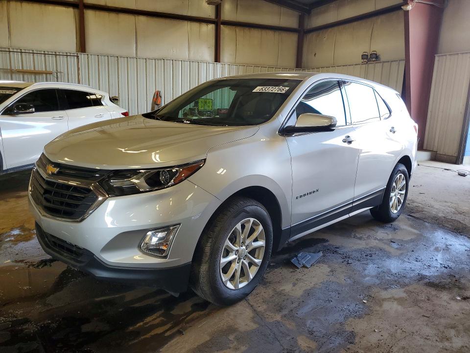 CHEVROLET EQUINOX 2019 with VIN 2GNAXUEV8K6170619 - Photo from auction