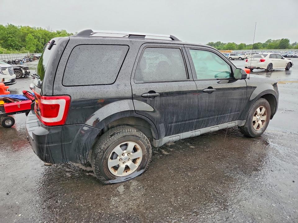 Photo 3 from auction – 2011 FORD ESCAPE with VIN 1FMCU9EG2BKC59071