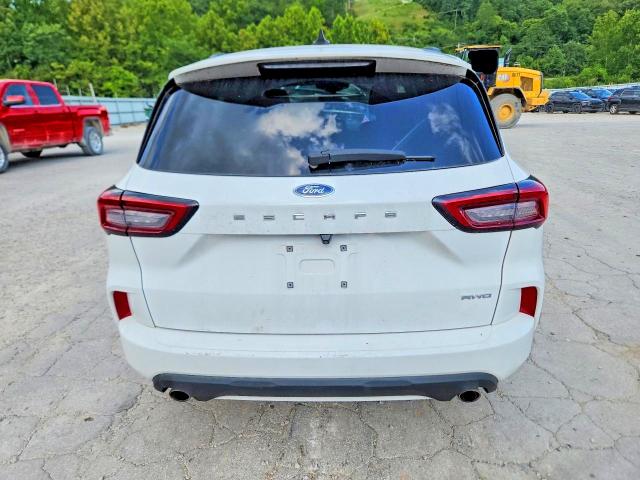 Photo 6 from auction – 2023 FORD ESCAPE with VIN 1FMCU9MNXPUA57106