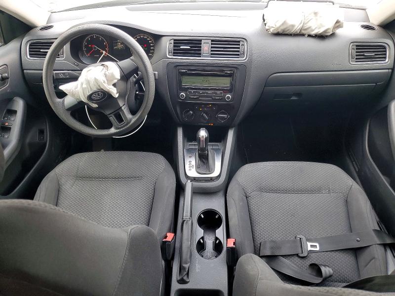 Photo 8 from auction – 2011 VOLKSWAGEN JETTA with VIN 3VW2K7AJ0BM063793
