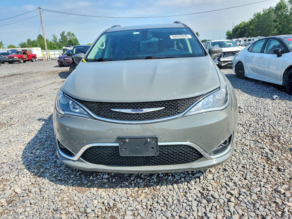 Photo 5 from auction – 2020 CHRYSLER PACIFICA with VIN 2C4RC1BG3LR281767