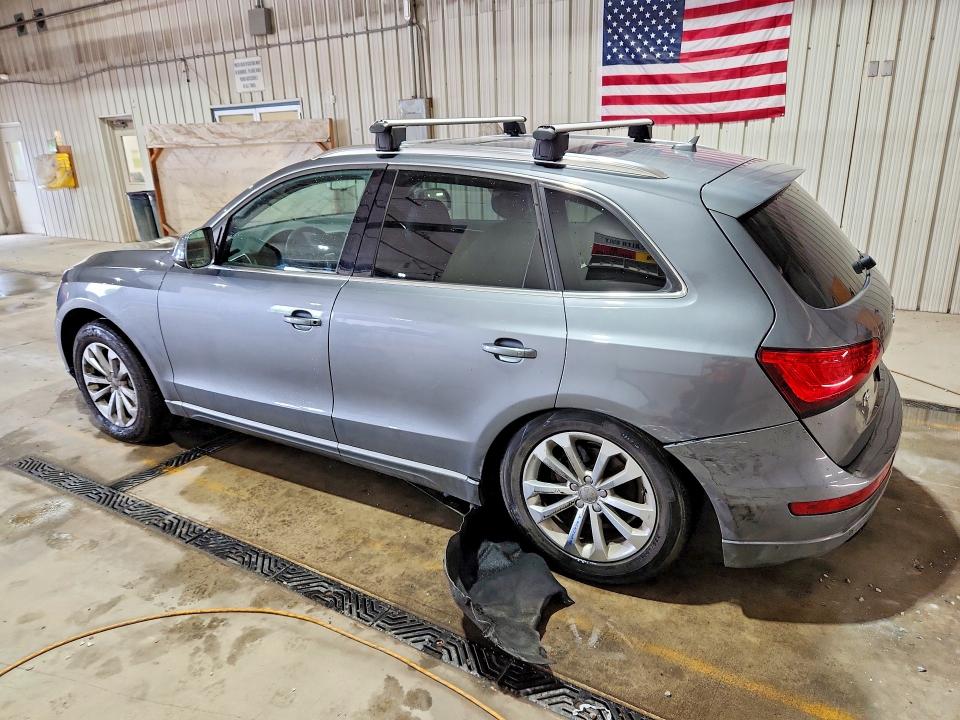 Photo 2 from auction – 2014 AUDI Q5 with VIN WA1LFAFP0EA124979