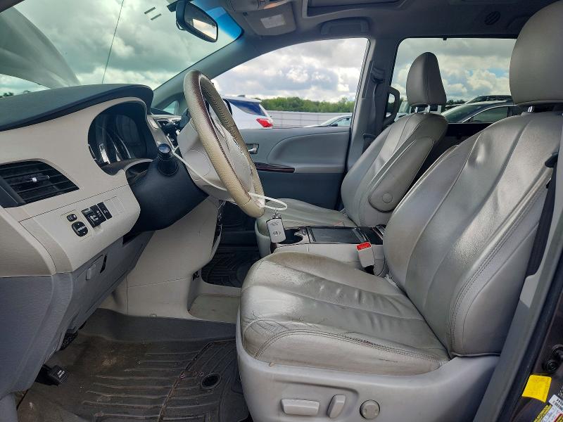 Photo 7 from auction – 2013 TOYOTA SIENNA with VIN 5TDDK3DC9DS061013