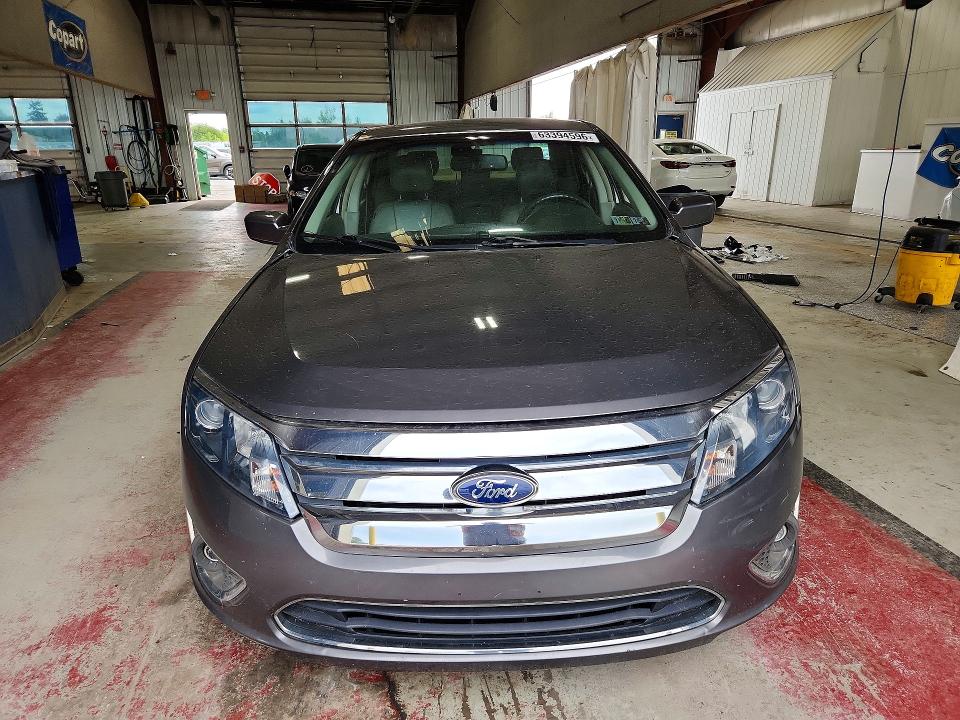 Photo 5 from auction – 2011 FORD FUSION with VIN 3FAHP0JG0BR171852