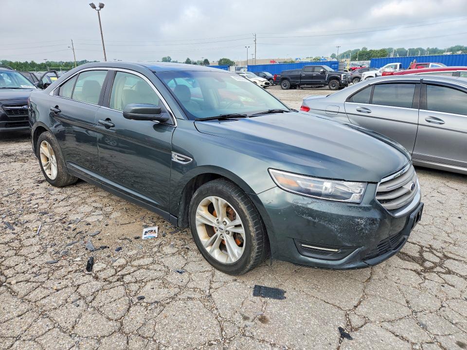Photo 4 from auction – 2016 FORD TAURUS with VIN 1FAHP2E8XGG118735