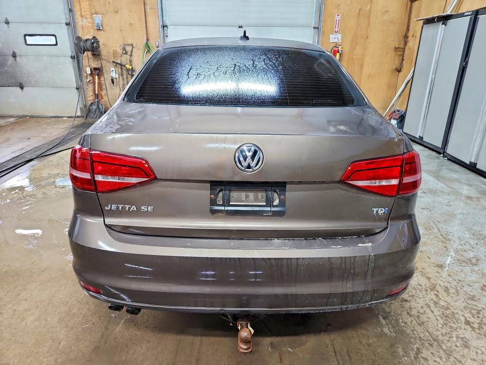 Photo 6 from auction – 2015 VOLKSWAGEN JETTA with VIN 3VWLA7AJ6FM218554