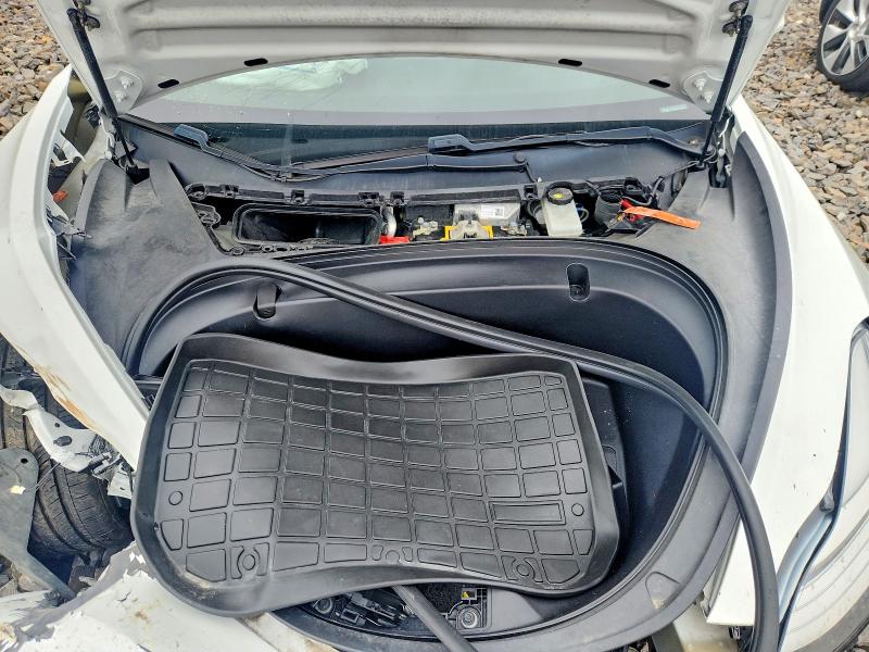 Фото 11 с аукциона – 2020 TESLA MODEL 3 с VIN 5YJ3E1EB4LF513580