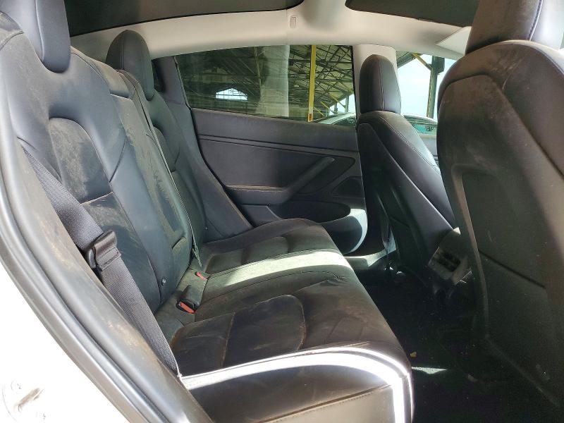 Photo 10 from auction – 2018 TESLA MODEL 3 with VIN 5YJ3E1EA2JF162611
