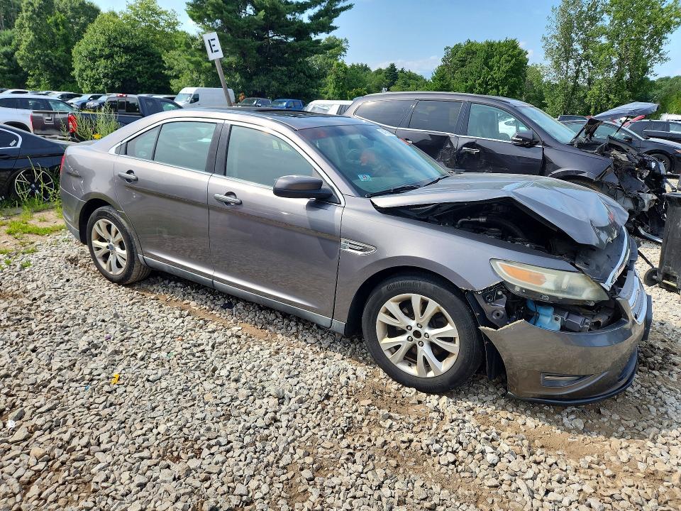 Photo 4 from auction – 2011 FORD TAURUS with VIN 1FAHP2EW1BG146527
