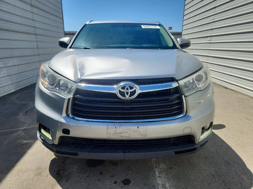 Photo 5 from auction – 2015 TOYOTA HIGHLANDER with VIN 5TDDKRFH8FS088881