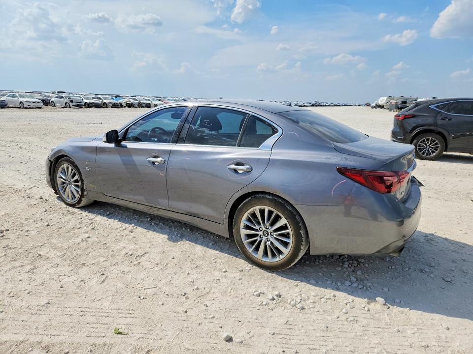 Photo 2 from auction – 2019 INFINITI Q50 with VIN JN1EV7AR5KM558468