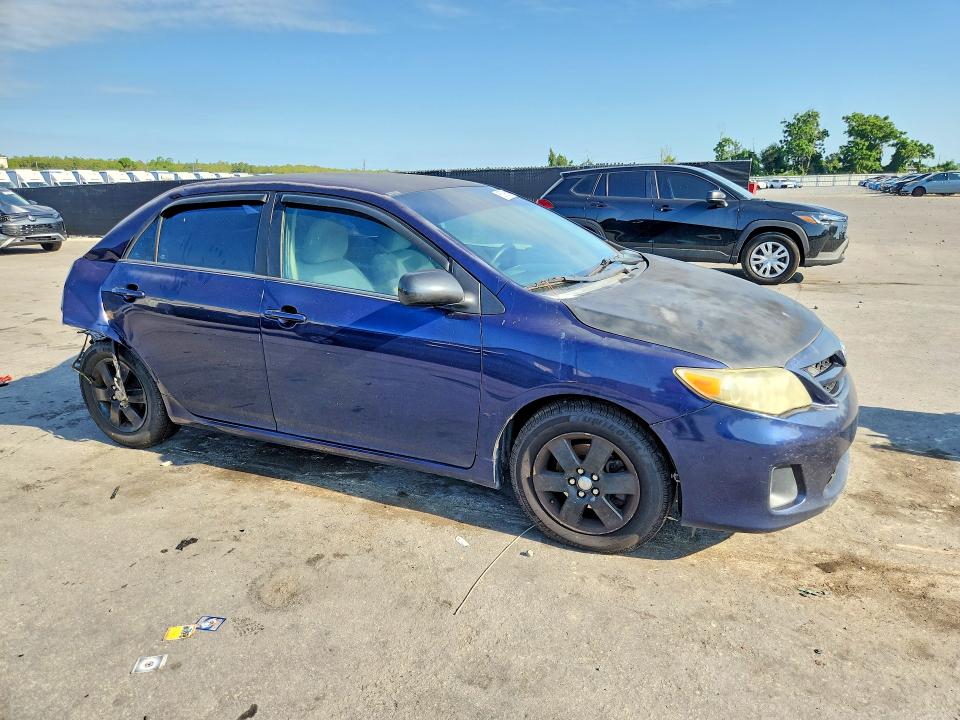 Photo 4 from auction – 2011 TOYOTA COROLLA with VIN 2T1BU4EEXBC592685