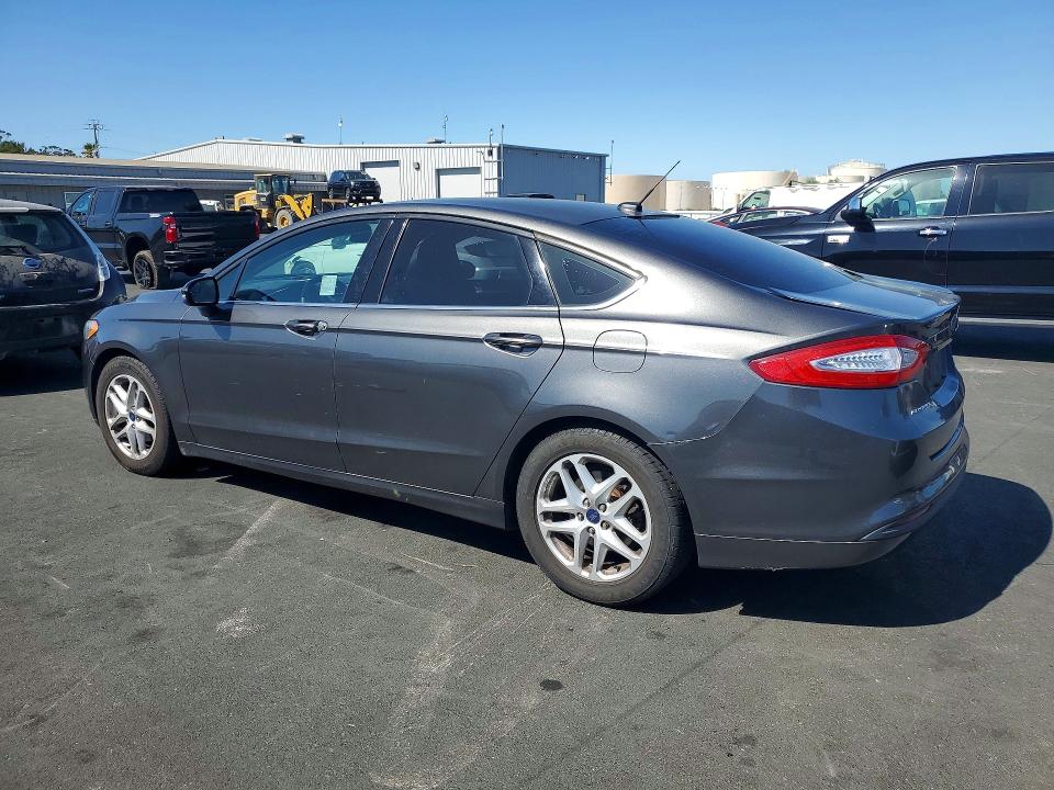 Zdjęcie 2 z aukcji – 2016 FORD FUSION z VIN 3FA6P0H76GR367346
