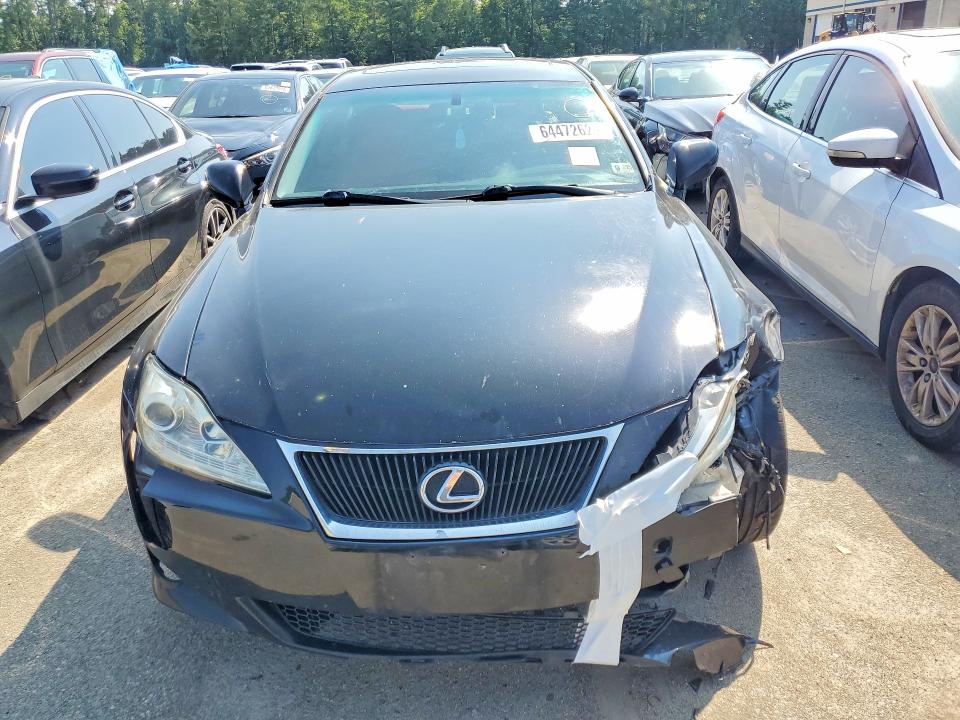 Photo 5 from auction – 2008 LEXUS IS with VIN JTHCK262885025382
