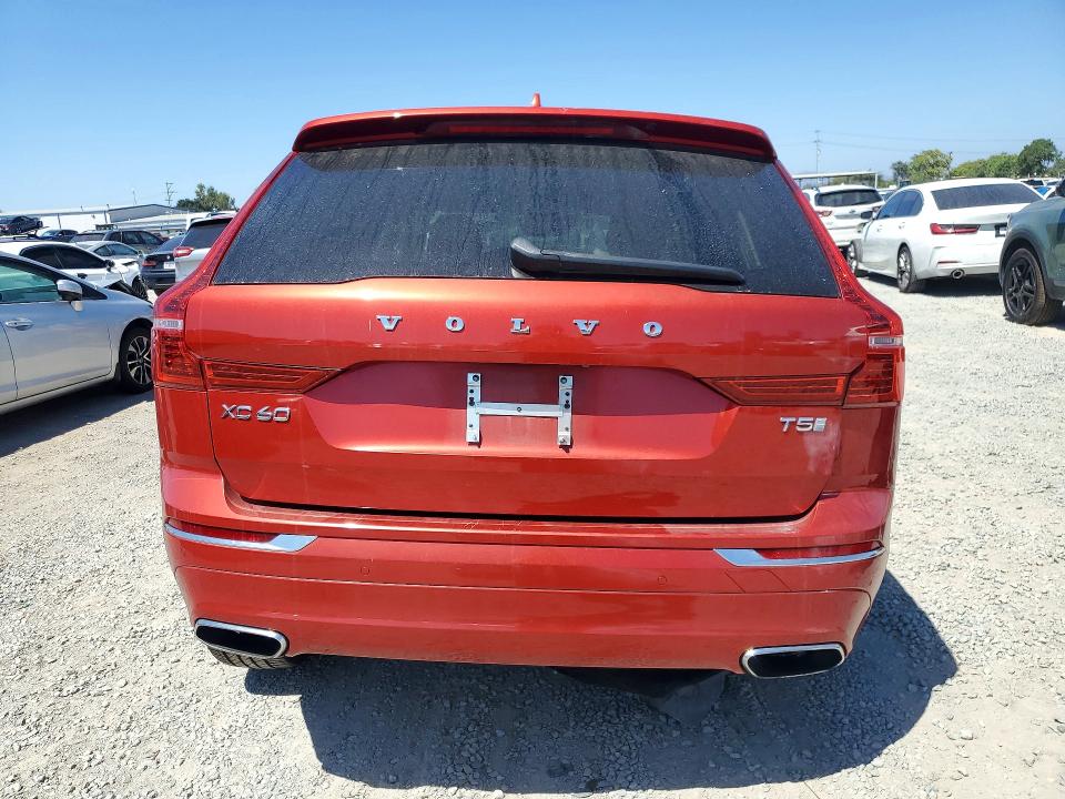 Photo 6 from auction – 2019 VOLVO XC60 with VIN LYV102DLXKB250467