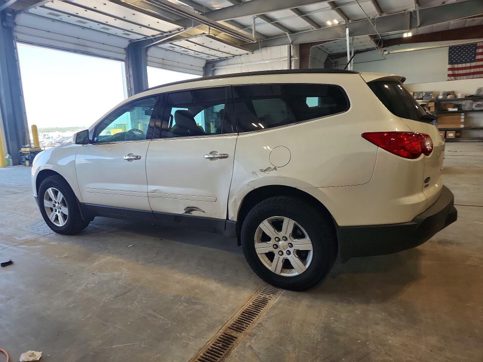 Photo 2 from auction – 2012 CHEVROLET TRAVERSE with VIN 1GNKVJED5CJ127490