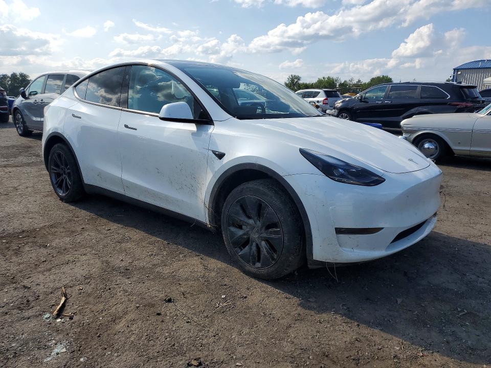 صورة رقم 4 من المزاد - 2024 TESLA MODEL Y مع VIN 7SAYGDEDXRF104739