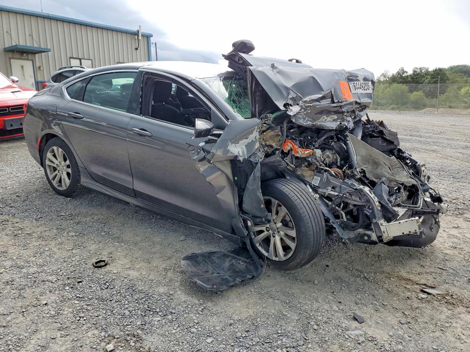 Photo 4 from auction – 2015 CHRYSLER 200 with VIN 1C3CCCAB3FN596436