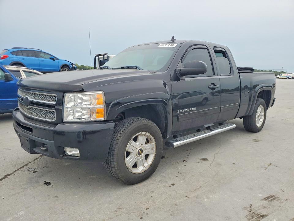 Photo 1 from auction – 2013 CHEVROLET SILVERADO with VIN 1GCRKSE72DZ394279