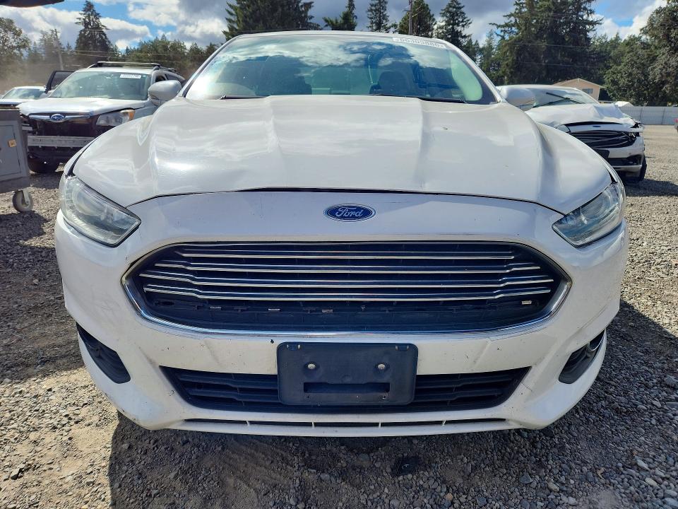 Снимка 5 от търг – 2016 FORD FUSION с VIN 3FA6P0T95GR260328