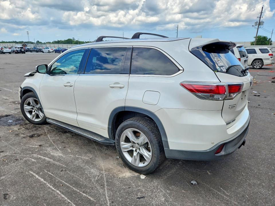Photo 2 from auction – 2015 TOYOTA HIGHLANDER with VIN 5TDYKRFHXFS094229