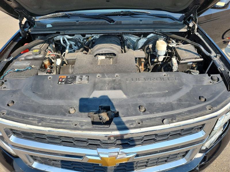 Photo 12 from auction – 2015 CHEVROLET SUBURBAN with VIN 1GNSKJKC2FR187334