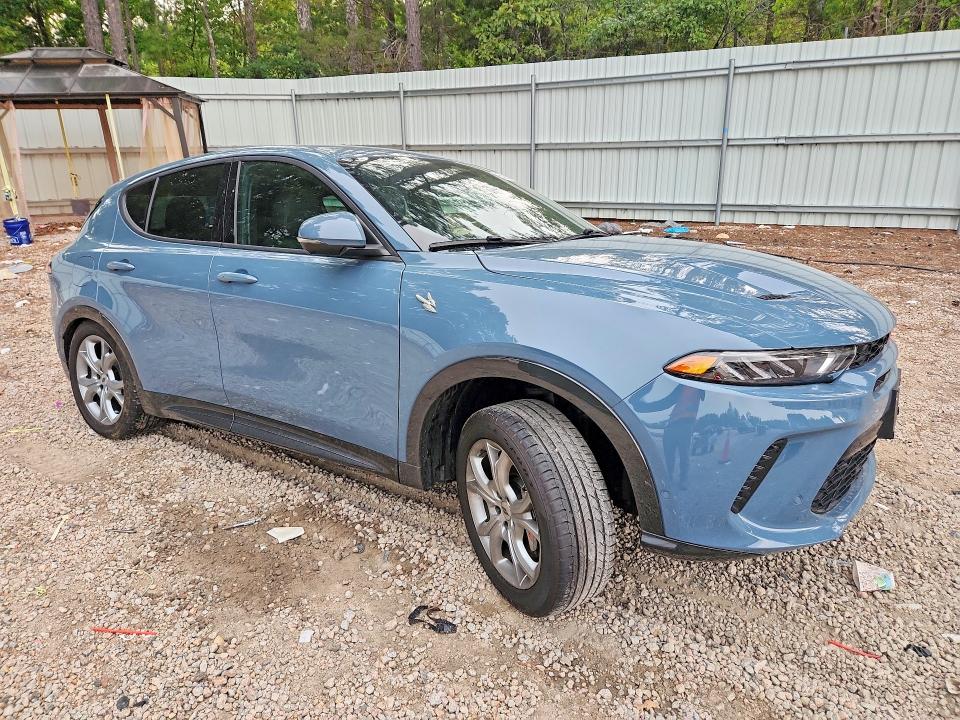 Photo 4 from auction – 2024 DODGE HORNET with VIN ZACPDFCW2R3A20206