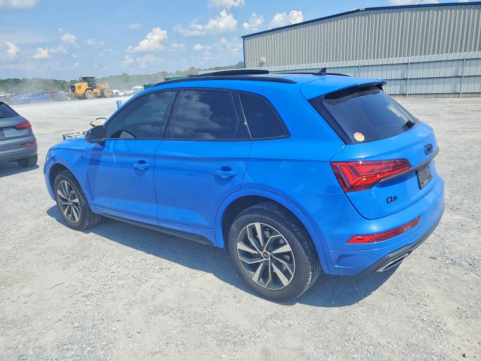 Снимка 2 от търг – 2024 AUDI Q5 с VIN WA1GAAFY0R2071662