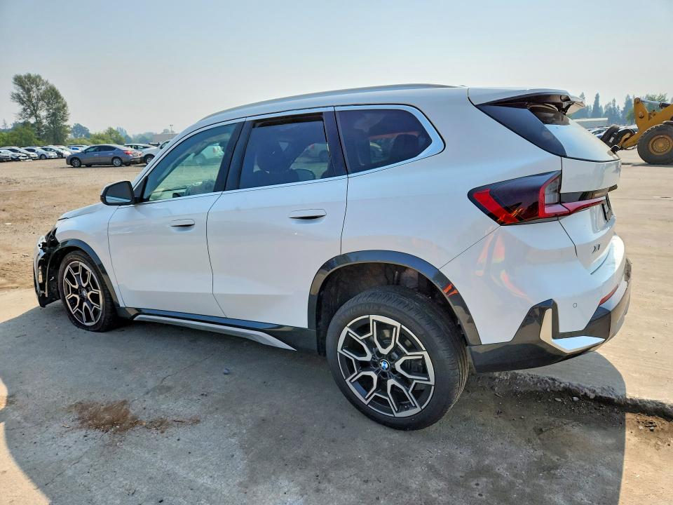 Photo 2 from auction – 2023 BMW X1 with VIN WBX73EF04P5X48065