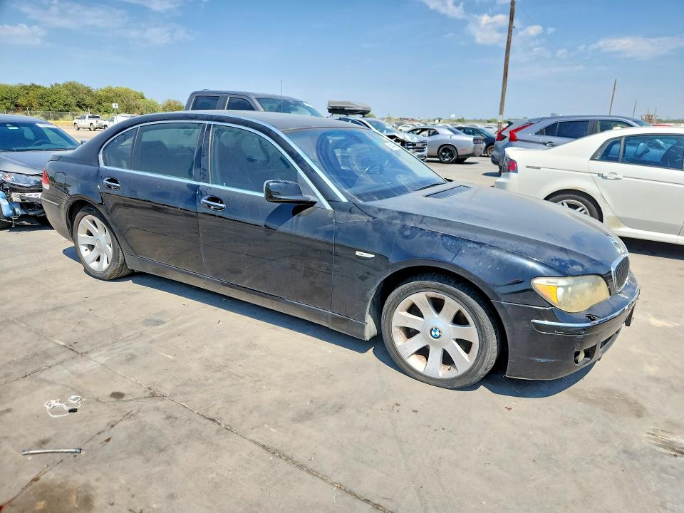 Photo 4 from auction – 2006 BMW 750 with VIN WBAHN835X6DT26705