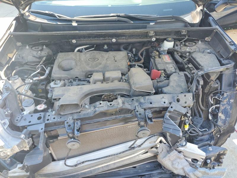 Photo 12 from auction – 2022 TOYOTA RAV4 with VIN 2T3W1RFV4NC188637