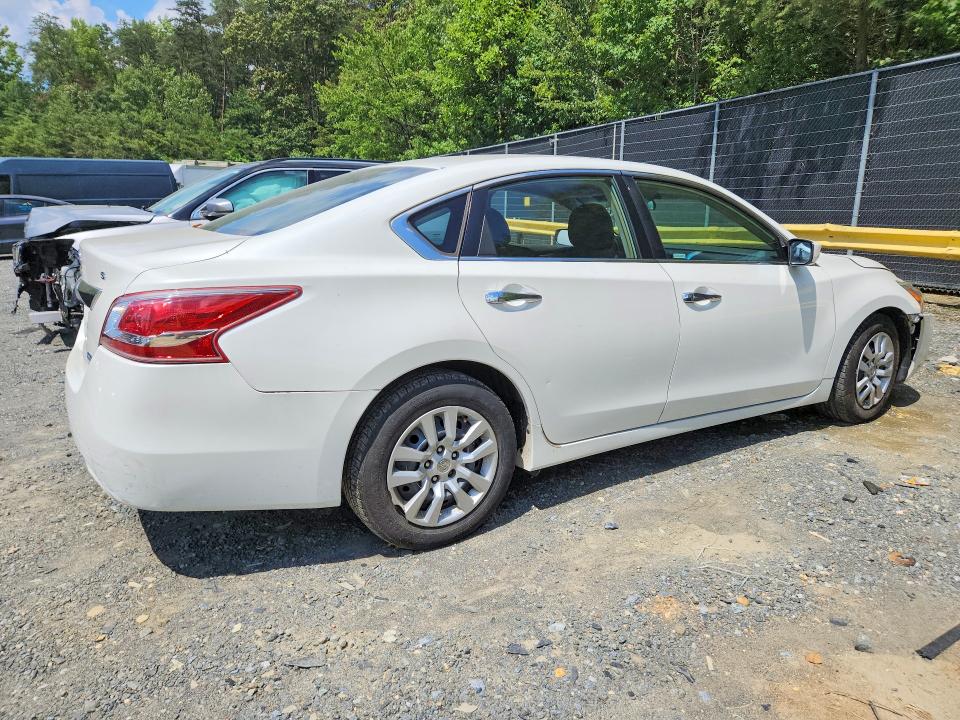 Photo 3 from auction – 2013 NISSAN ALTIMA with VIN 1N4AL3AP7DC124950