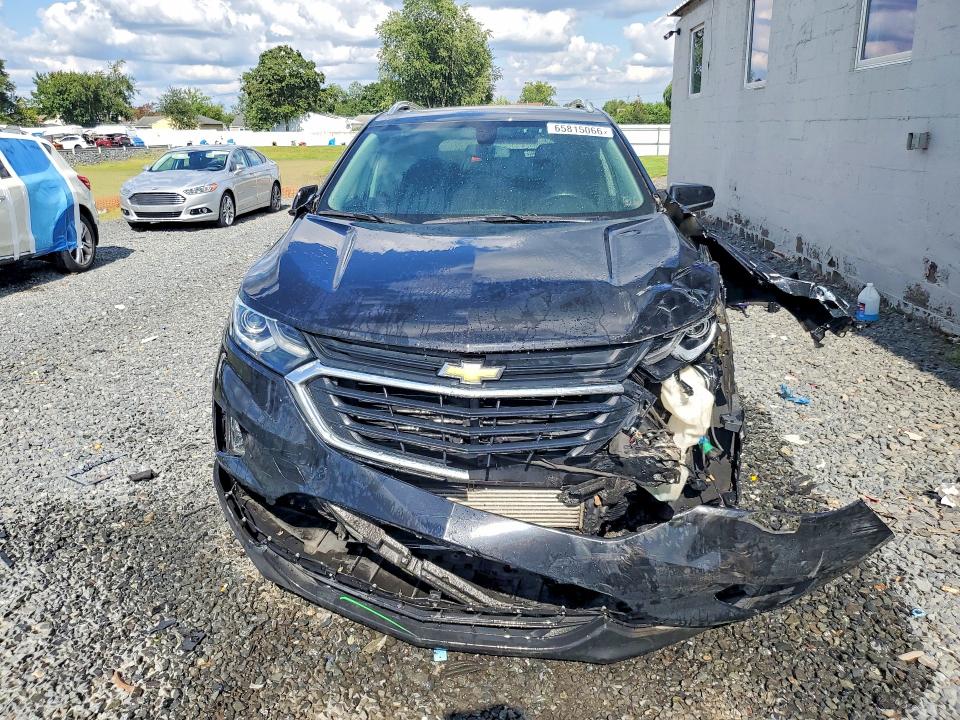 Photo 5 from auction – 2019 CHEVROLET EQUINOX with VIN 3GNAXUEV0KL360460