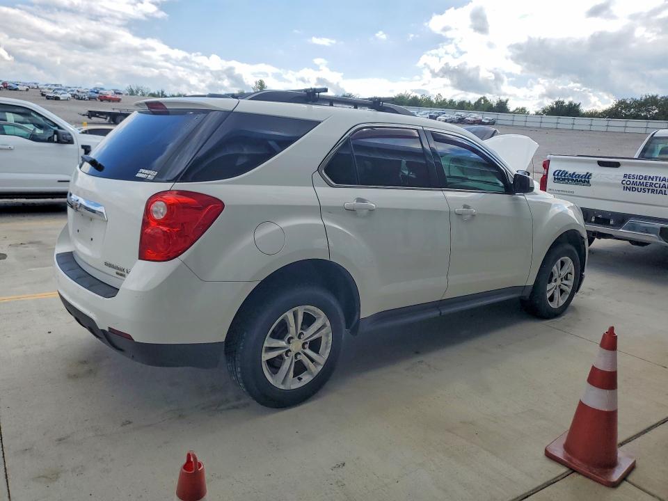 Photo 3 from auction – 2015 CHEVROLET EQUINOX with VIN 2GNALBEK6F6265692