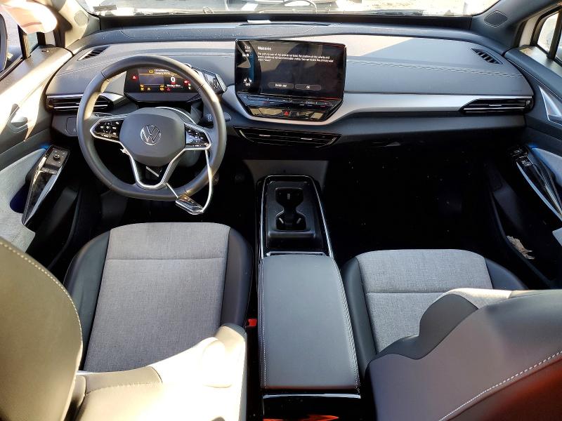 Photo 8 from auction – 2024 VOLKSWAGEN ID.4 with VIN 1V2BMPE8XRC006774
