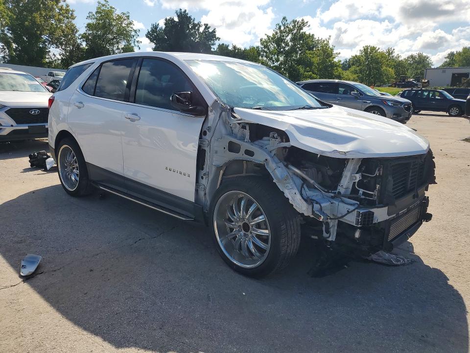 Photo 4 from auction – 2019 CHEVROLET EQUINOX with VIN 2GNAXKEV7K6170504