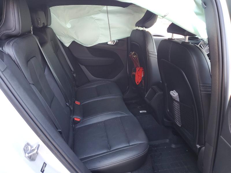 Photo 11 from auction – 2020 VOLVO XC40 with VIN YV4162UK3L2335561