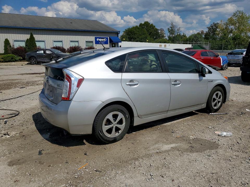 Photo 3 from auction – 2015 TOYOTA PRIUS with VIN JTDKN3DU9F0436234