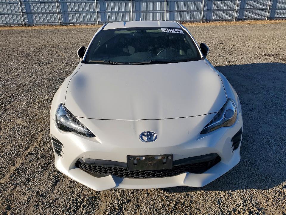 Photo 5 from auction – 2017 TOYOTA 86 with VIN JF1ZNAA15H8709337