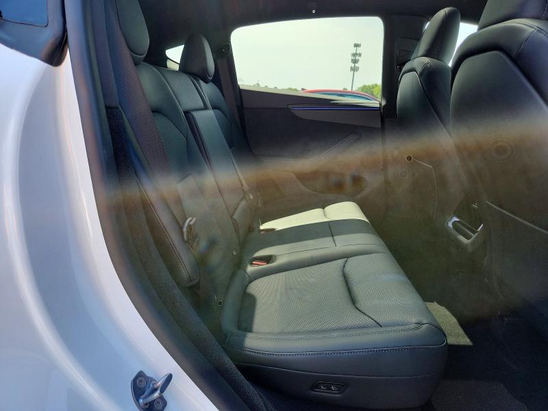 Zdjęcie 10 z aukcji – 2026 TESLA MODEL Y z VIN 7SAYGDEEXTA724973