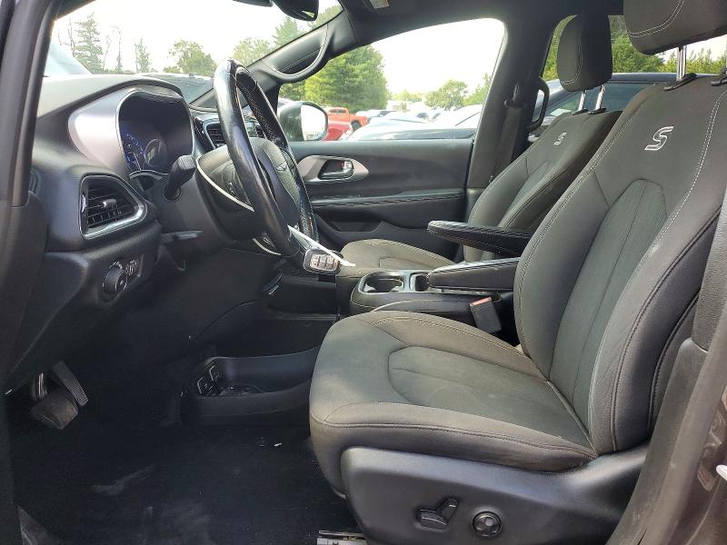 Photo 7 from auction – 2019 CHRYSLER PACIFICA with VIN 2C4RC1FG9KR666663