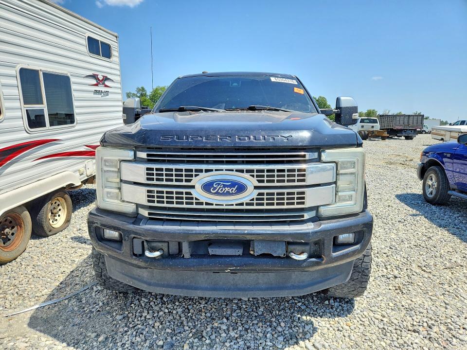 Photo 5 from auction – 2017 FORD F350 with VIN 1FT8W3BT9HEB89076