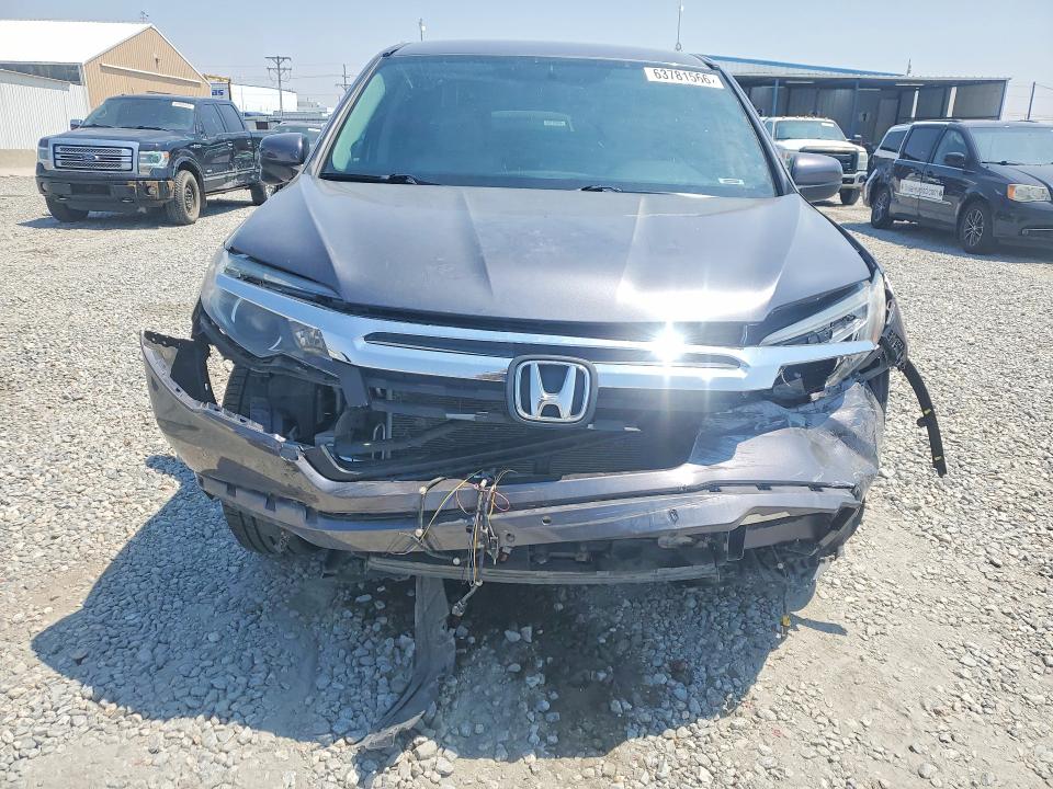 Фото 5 с аукциона – 2017 HONDA RIDGELINE с VIN 5FPYK3F64HB001697