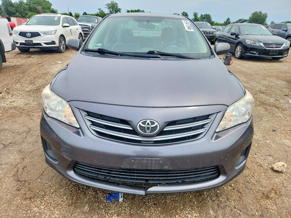 Photo 5 from auction – 2013 TOYOTA COROLLA with VIN JTDBU4EE3DJ118438